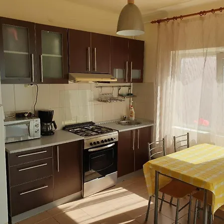 Mamaia Faleza Nord Casa de Férias *